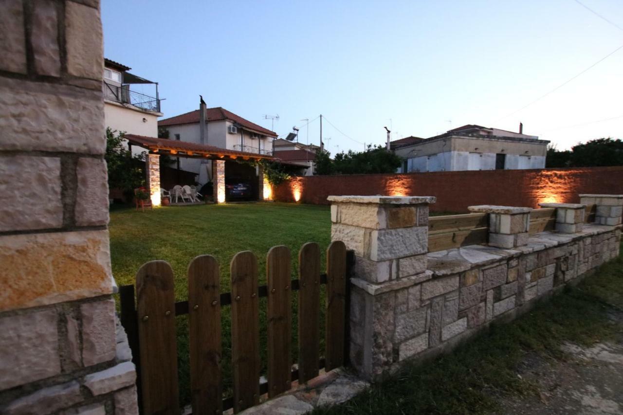 Chara Host Holiday home *